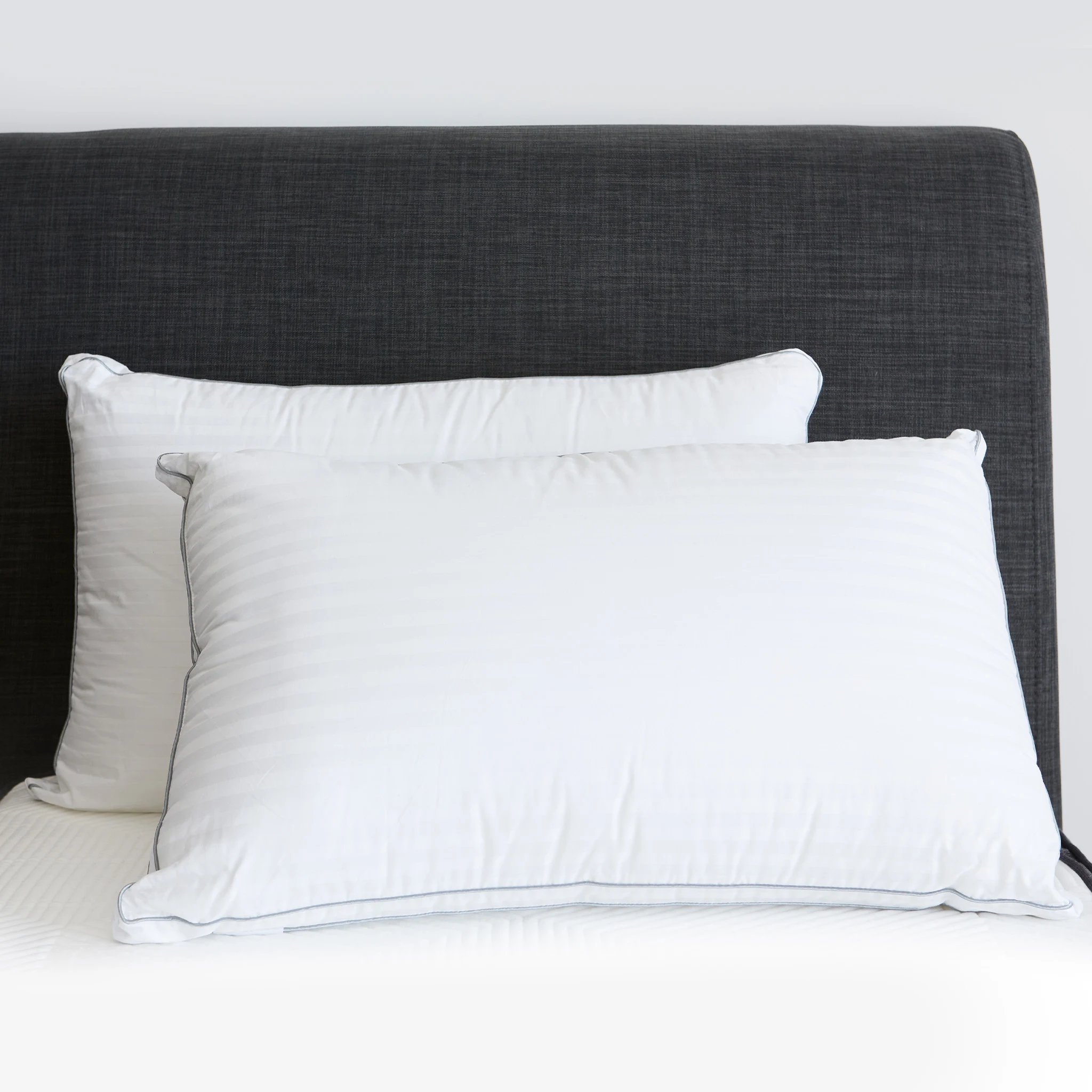 Dreemi  Foam Core Gusseted Pillow